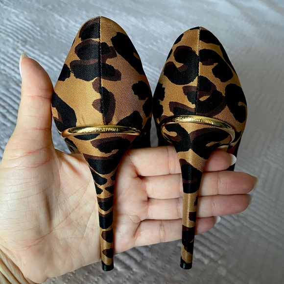 Original LV pumps size 6.5 - Picture 3 of 4